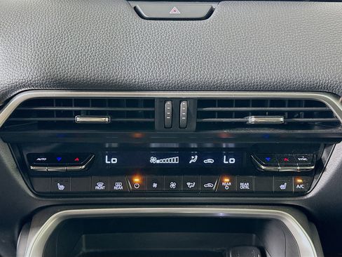 Used 2024 MAZDA CX-90 3.3 Turbo w/ Premium Package AWD/4WD image 24