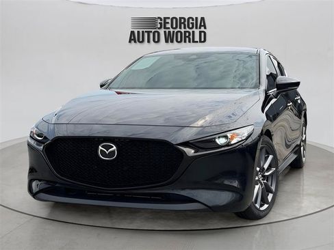 Used 2022 MAZDA MAZDA3 s FWD image 1
