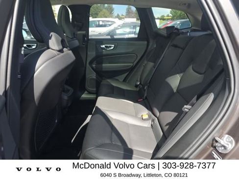 Used 2025 Volvo XC60 B5 Plus AWD/4WD image 11