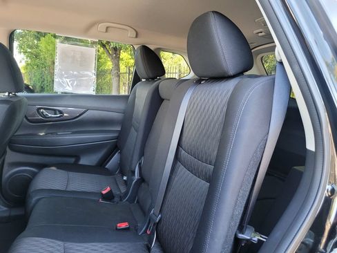 Used 2018 Nissan Rogue S w/ S Value Package FWD image 14