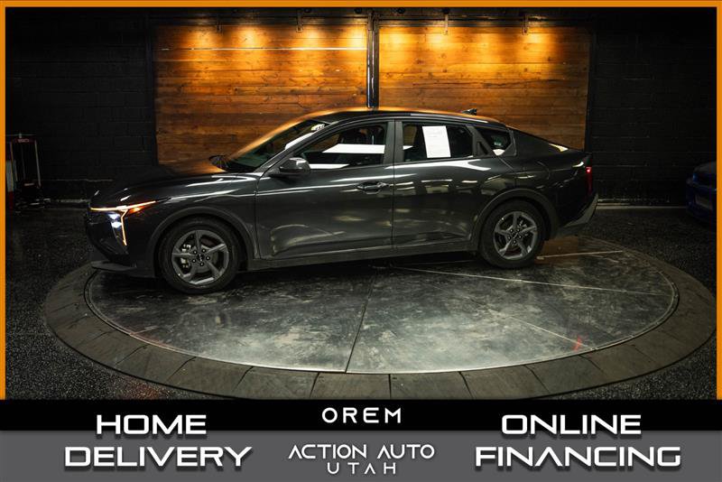 Used 2025 Kia K4 FWD image 1
