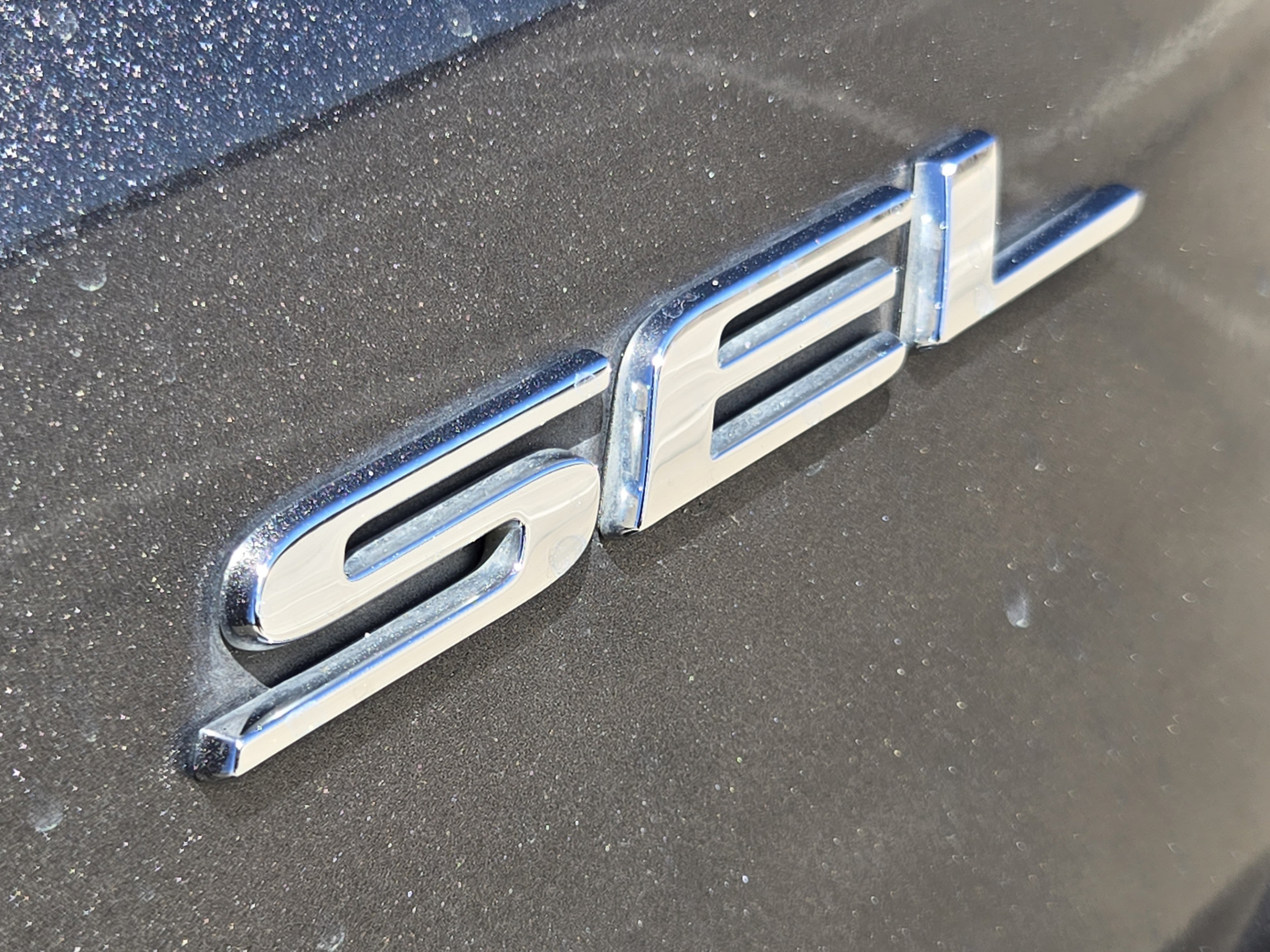 Used 2020 Ford Edge SEL w/ Convenience Package FWD image 12