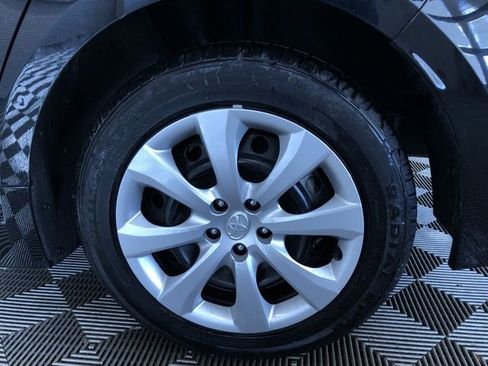 Used 2025 Toyota Corolla LE image 16