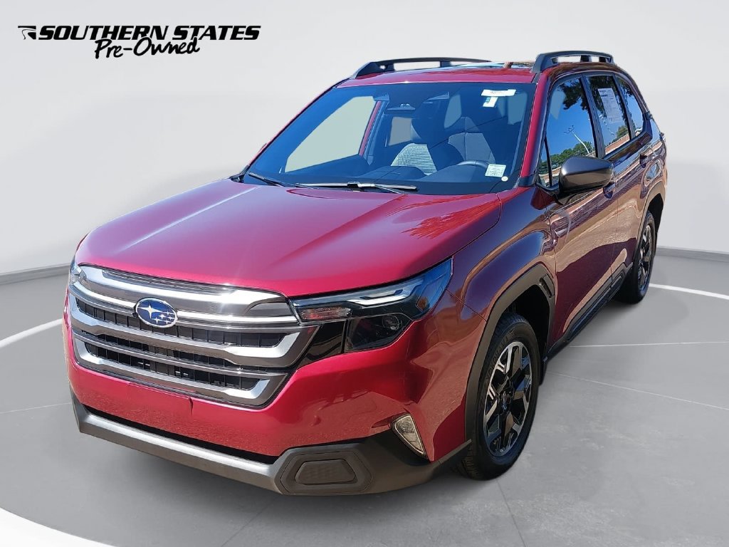 Used 2025 Subaru Forester Premium AWD/4WD image 1