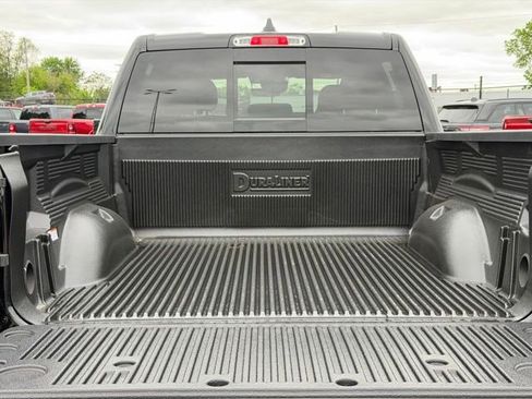 New 2026 RAM 1500 4x4 Crew Cab image 5