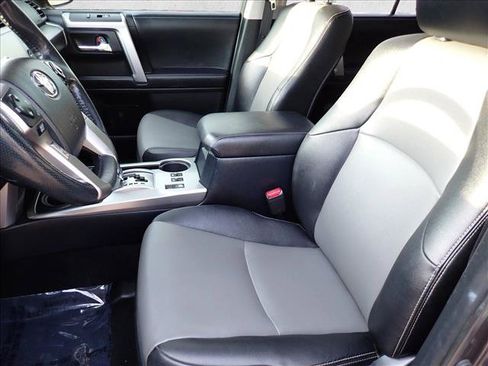 Used 2023 Toyota 4Runner SR5 Premium w/ Moonroof Package AWD/4WD image 12