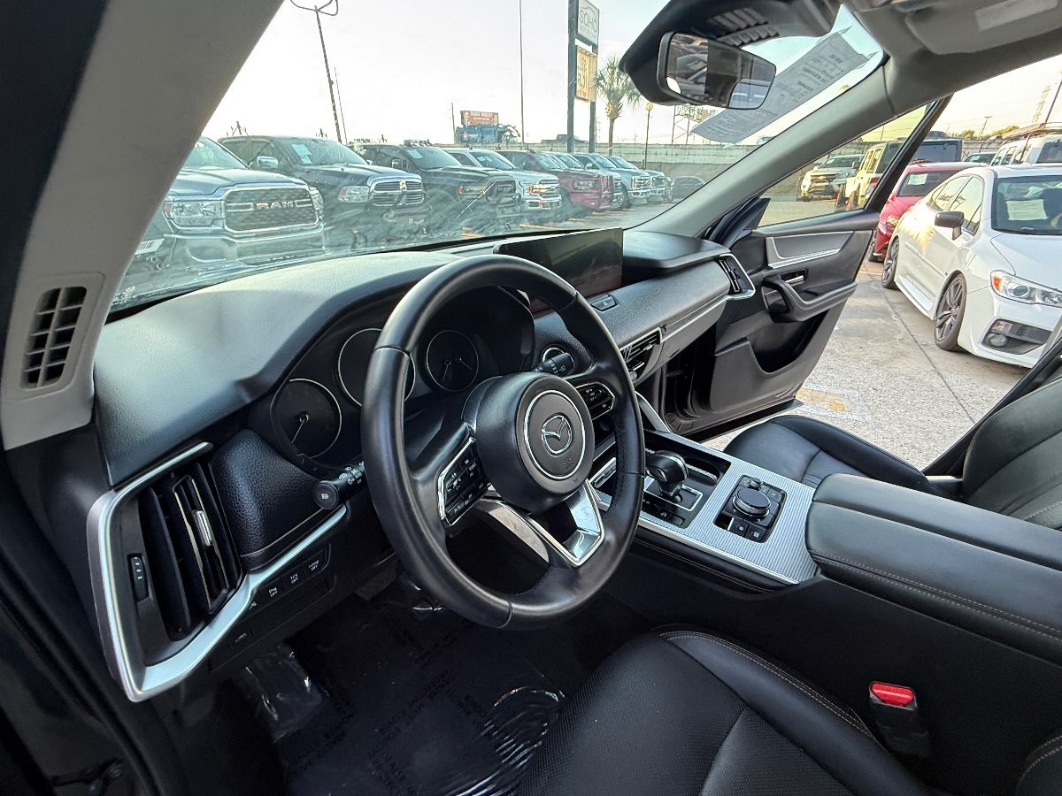 Used 2025 MAZDA CX-70 3.3 Turbo w/ Preferred Package AWD/4WD image 24