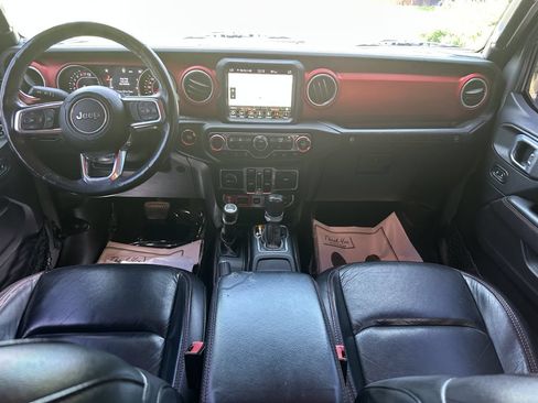 Used 2018 Jeep Wrangler Unlimited Rubicon AWD/4WD image 9
