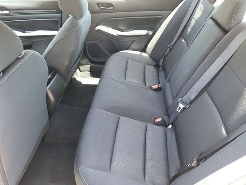 Certified 2025 Nissan Altima 2.5 SV FWD image 22