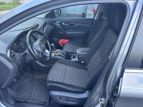 Used 2021 Nissan Rogue Sport SV image 28