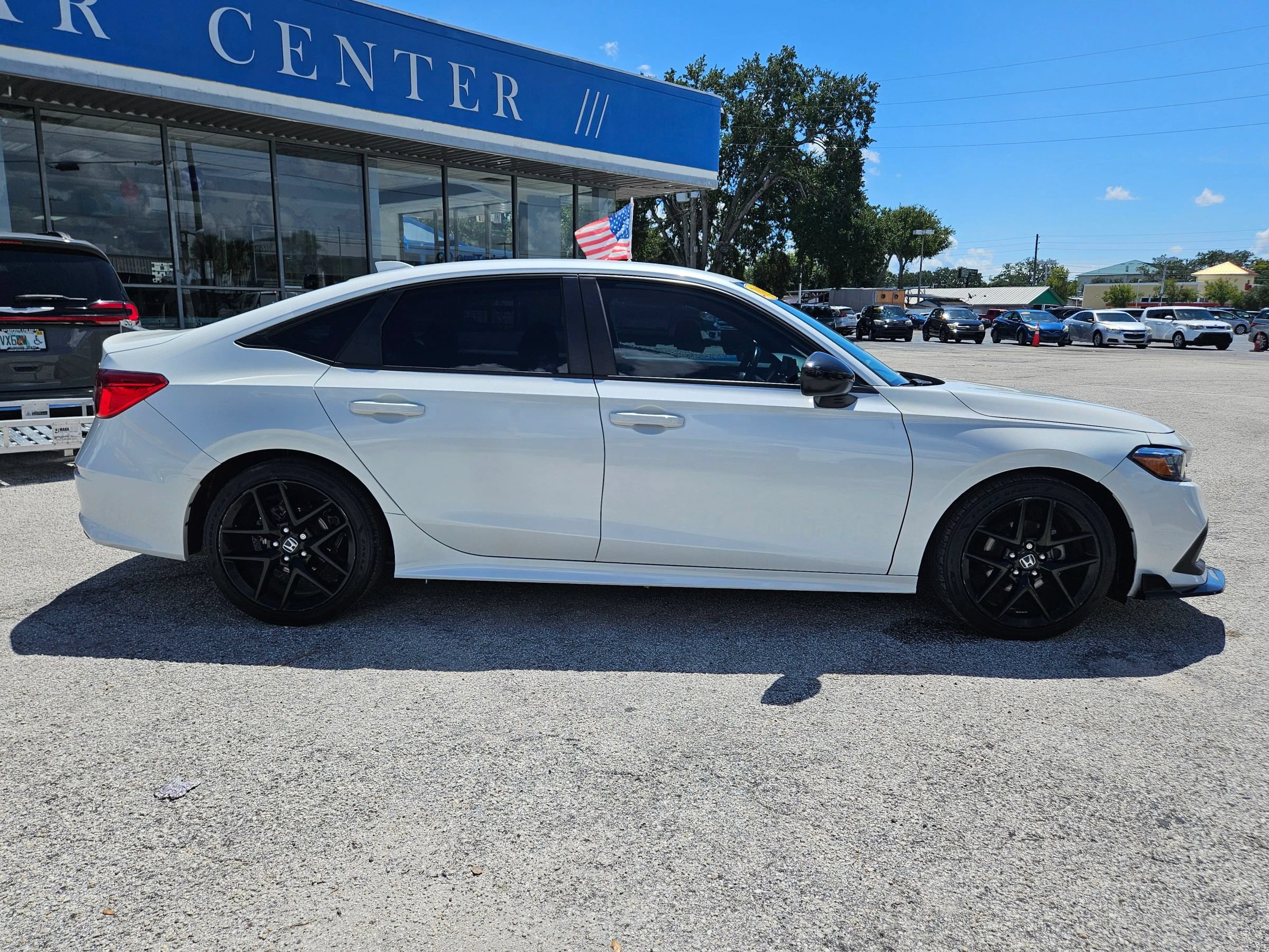 Used 2022 Honda Civic Sport image 8
