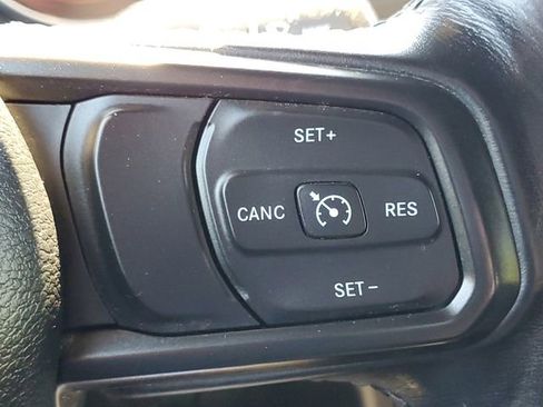 Used 2021 Jeep Wrangler Unlimited Sport AWD/4WD image 18