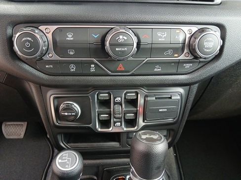 New 2026 Jeep Wrangler Sport S image 40