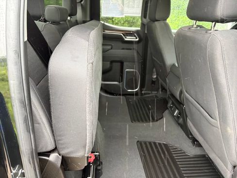 Used 2025 Chevrolet Silverado 1500 LT AWD/4WD image 38
