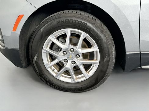 Used 2023 Chevrolet Equinox LS FWD image 30