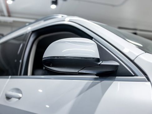 Used 2025 BMW X7 xDrive40i image 17