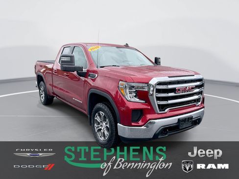 Used 2020 GMC Sierra 1500 SLE w/ SLE Value Package AWD/4WD image 1