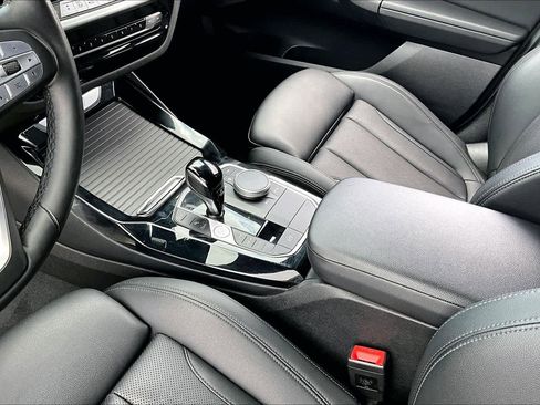 Used 2024 BMW X3 sDrive30i image 15