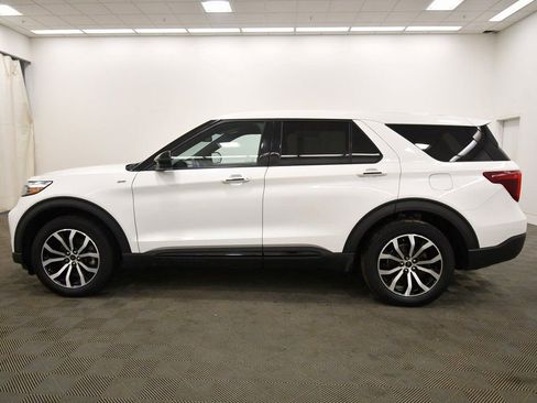 Used 2022 Ford Explorer ST-Line w/ Class IV Trailer Tow Package image 4