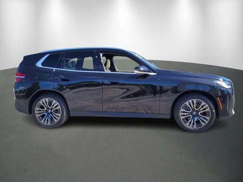 New 2025 BMW X3 xDrive30i w/ Convenience Package image 8
