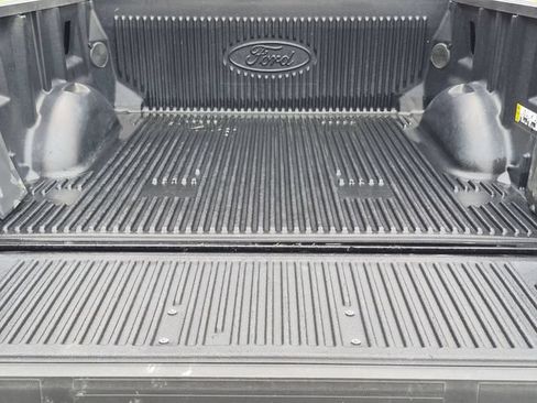 Used 2025 Ford F150 Lariat AWD/4WD image 7