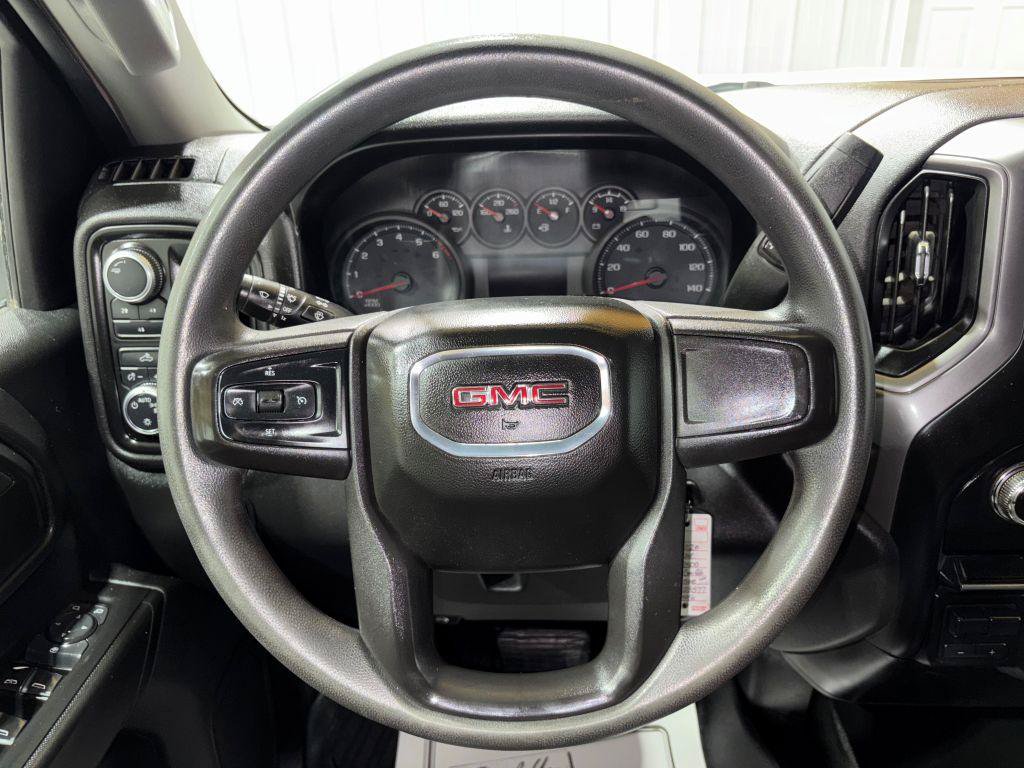 Used 2020 GMC Sierra 2500 4x4 Crew Cab w/ Convenience Package image 18
