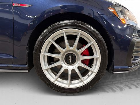 Used 2018 Volkswagen GTI S FWD image 47