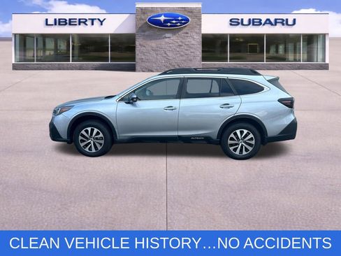 Used 2022 Subaru Outback Premium image 2