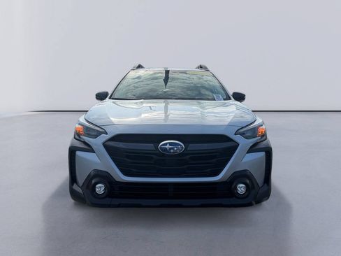 Used 2024 Subaru Outback Premium AWD/4WD image 8