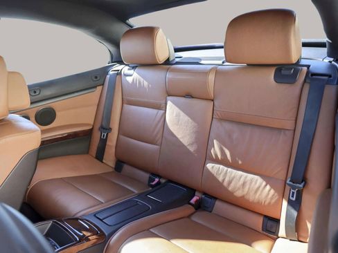 Used 2012 BMW 335i Convertible RWD image 17