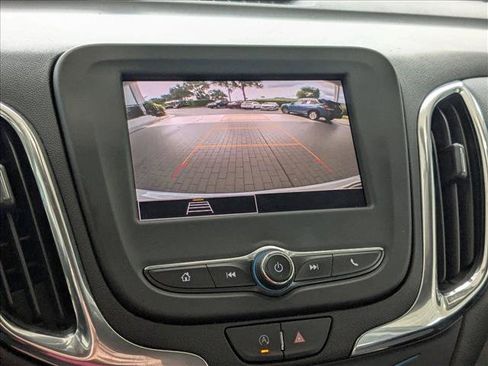 Used 2024 Chevrolet Equinox LT FWD image 13