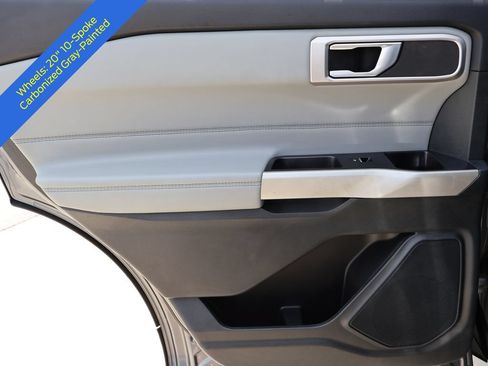 Certified 2023 Ford Explorer XLT w/ Equipment Group 202A AWD/4WD image 20