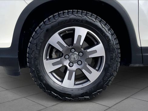 Used 2017 Honda Ridgeline RTL image 10
