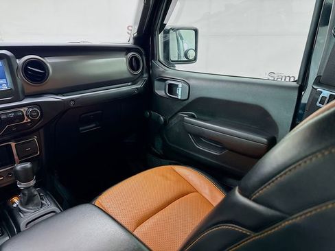 Used 2023 Jeep Gladiator Sport image 24