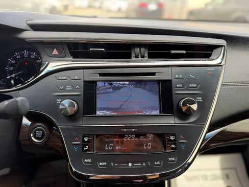 Used 2014 Toyota Avalon XLE FWD image 42