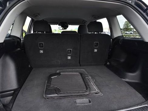 Used 2024 Jeep Grand Cherokee Laredo AWD/4WD image 24