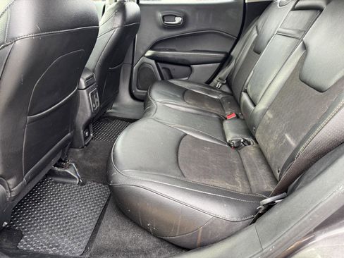 Used 2020 Jeep Compass Latitude image 16