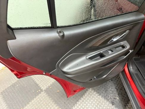 Certified 2023 GMC Terrain SLE w/ Driver Convenience Package image 33