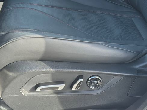 Used 2025 Acura RDX A-Spec image 17