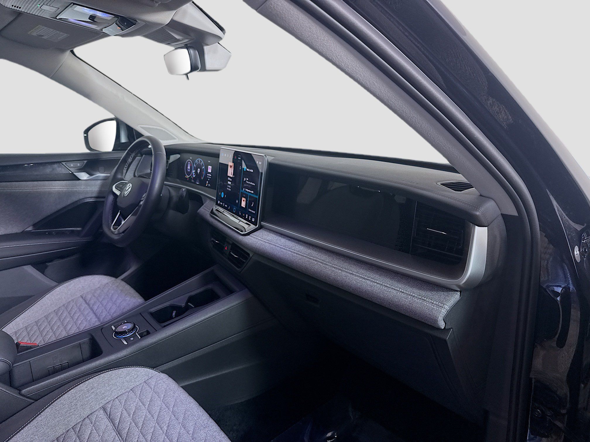 Used 2026 Volkswagen Tiguan S FWD image 30