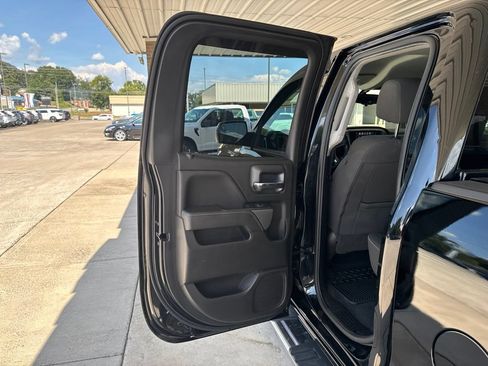 Used 2019 Chevrolet Silverado 1500 LT RWD image 14