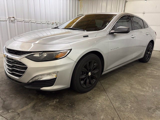 Used 2022 Chevrolet Malibu LT FWD image 2