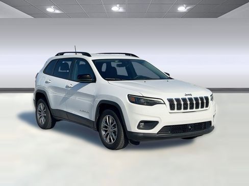 Used 2022 Jeep Cherokee Latitude Lux image 7