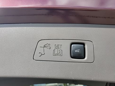 Certified 2020 Lincoln Corsair Standard w/ Premium Package image 8