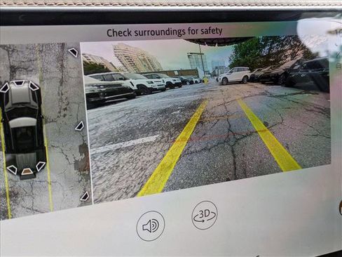 New 2025 Land Rover Defender 110 S image 13