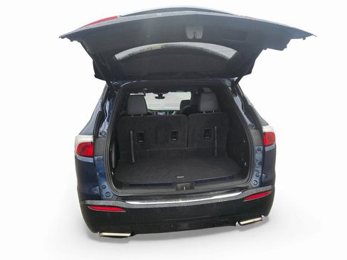Used 2023 Buick Enclave Premium w/ Experience Buick Package image 5