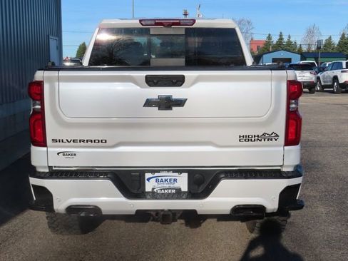 Used 2024 Chevrolet Silverado 1500 High Country AWD/4WD image 11