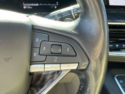 Used 2021 Cadillac Escalade ESV Premium Luxury w/ Driver Assist Tech Package image 25