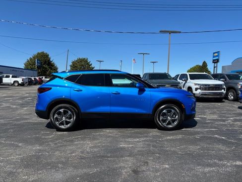 New 2026 Chevrolet Blazer LT w/ Convenience Package FWD image 3