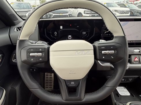 New 2026 Kia K4 GT-Line Turbo FWD image 32